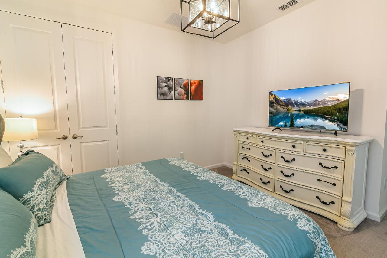 Luxury 12 Bedrooms Pool House 10 Min To Disney4630 Kissimmee Esterno foto